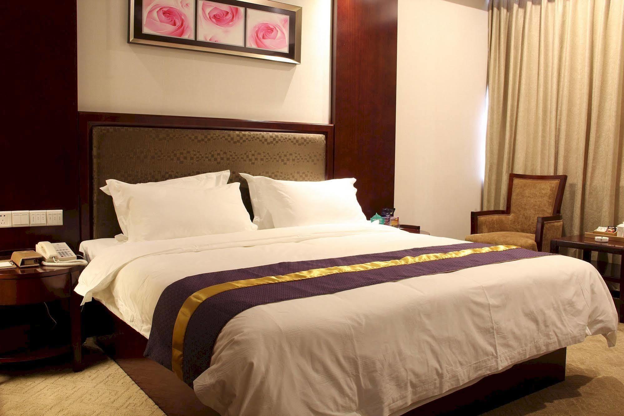 Zhuhai Platinum Holiday Hotel Dış mekan fotoğraf