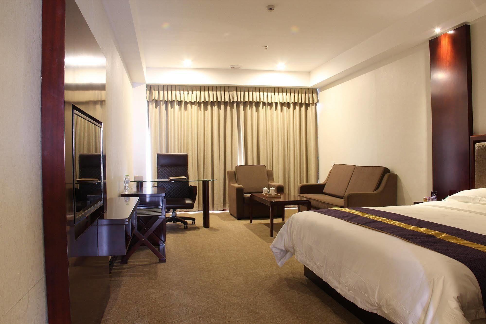 Zhuhai Platinum Holiday Hotel Dış mekan fotoğraf