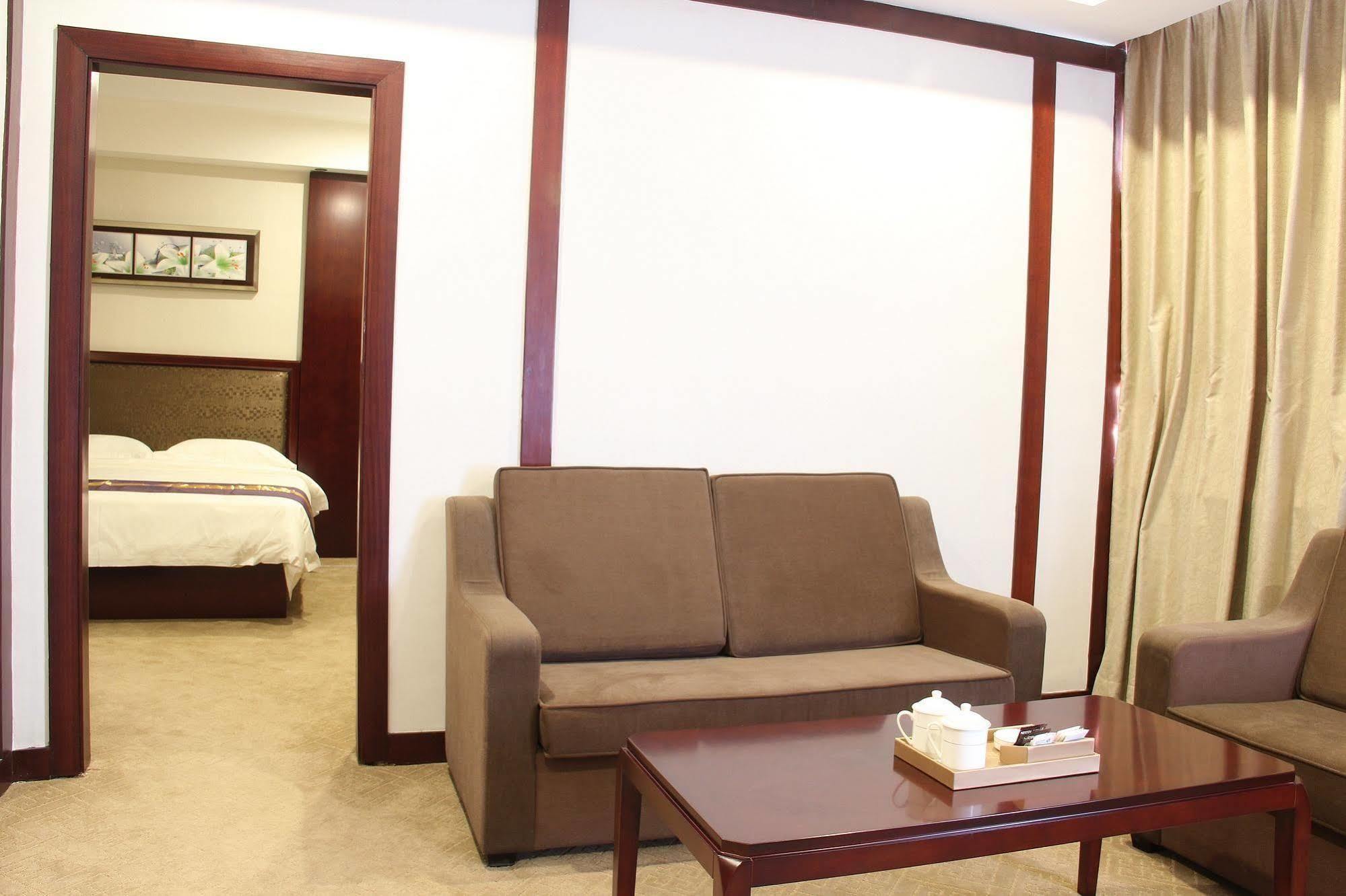 Zhuhai Platinum Holiday Hotel Dış mekan fotoğraf